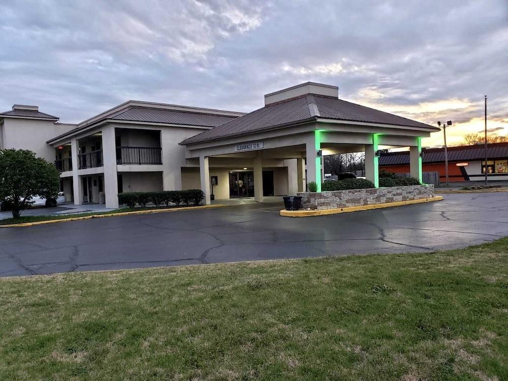 Quality Inn Indianola Exterior photo