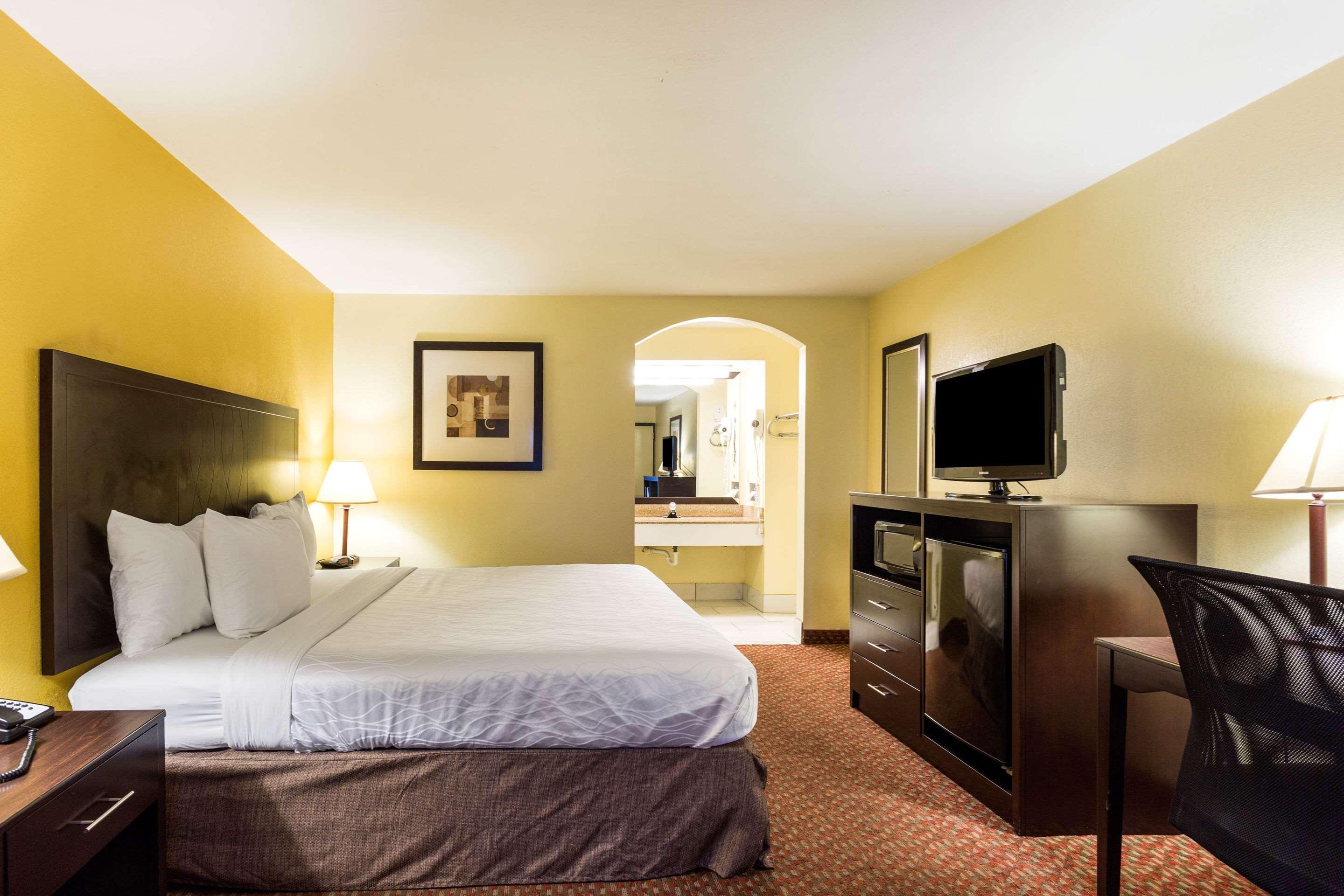 Quality Inn Indianola Exterior photo
